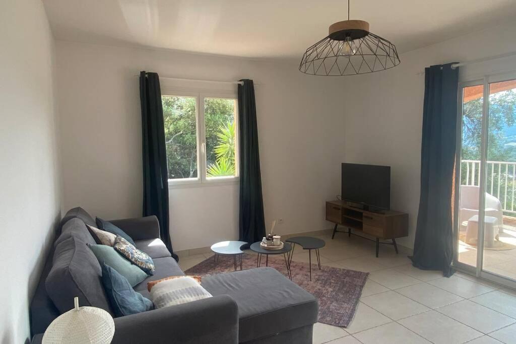 Appartement Joli F3 de 60m2 avec balcon à Bastelicaccia Extérieur photo